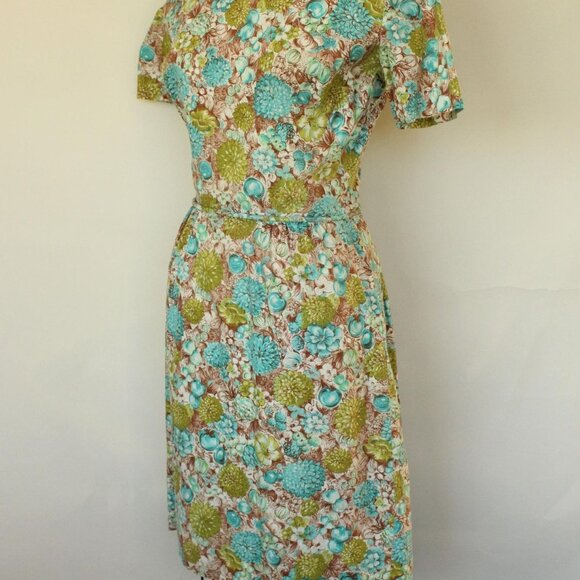 Vintage 1960s Wiggle Dress, Green and Blue and Brown Floral and Fruit Print - Picture 7 of 10